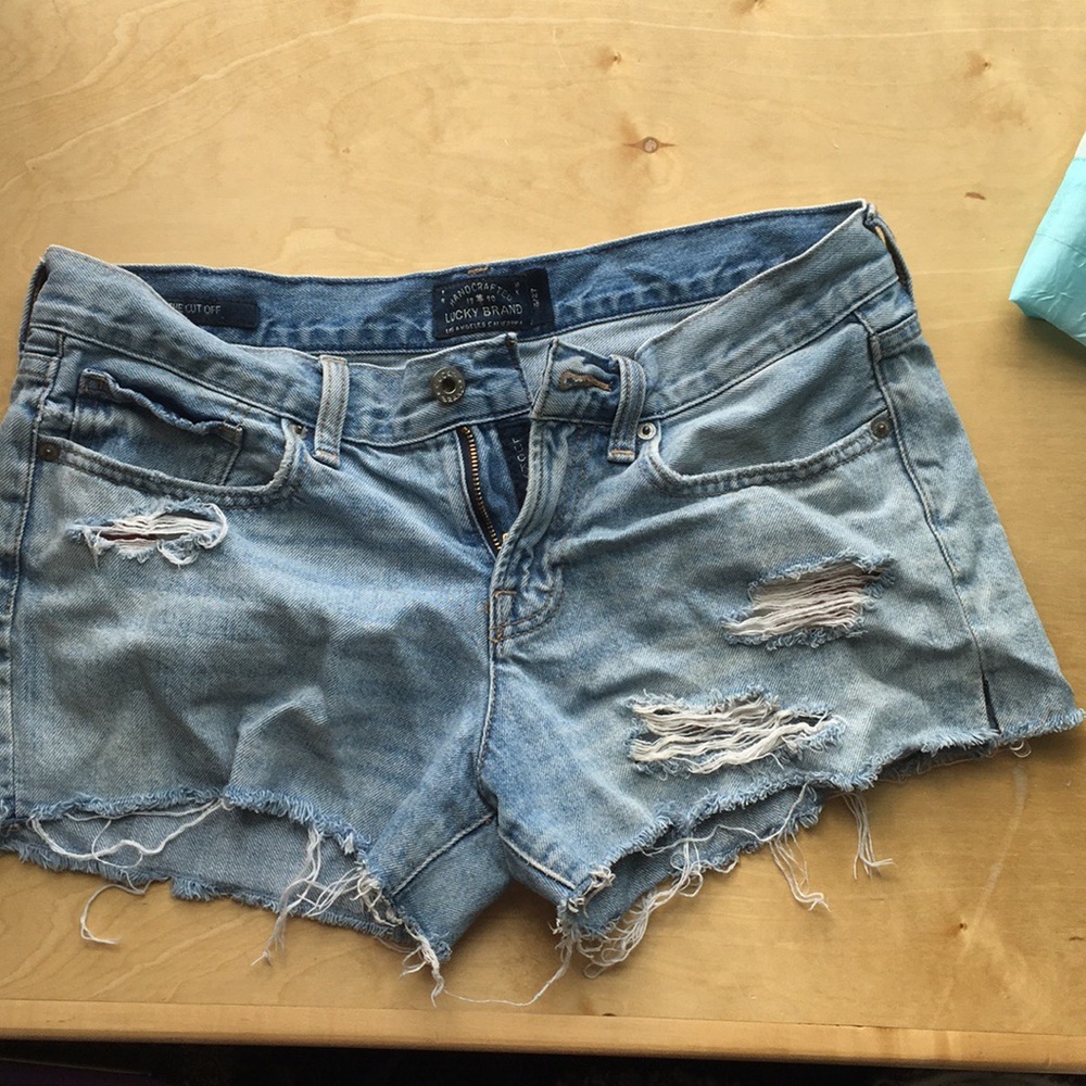 Lucky brand cut off shorts